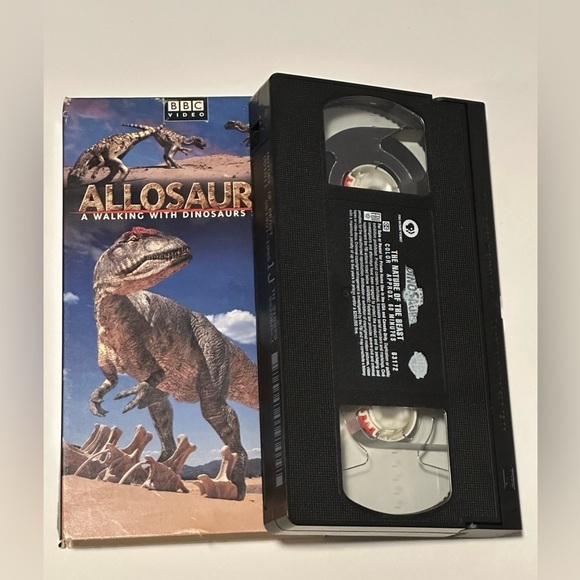 Allosaurus VHS Tape - Picture 2 of 3